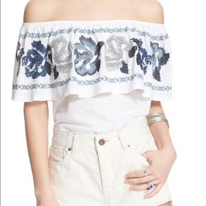 Free People To The Left Top